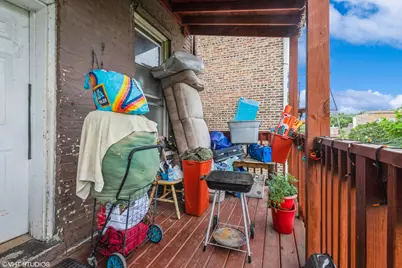 2417 S Saint Louis Avenue, Chicago, IL 60623 - Photo 17