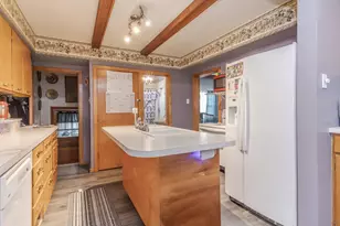 225 E Pinckney St, Pontiac, IL 61764 - Photo 15