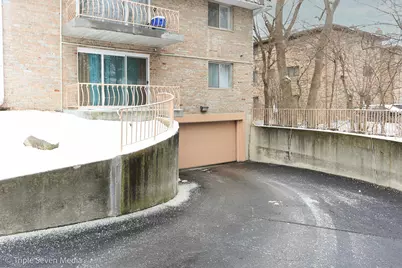 18855 Burnham Avenue #132, Lansing, IL 60438 - Photo 3