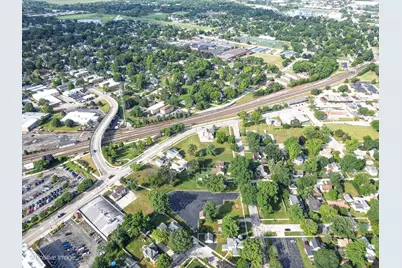 155 S Oakwood Avenue, West Chicago, IL 60185 - Photo 9