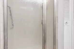 5200 Galitz St, Skokie, IL 60077 - Photo 19