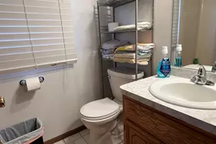 810 Peale St, Joliet, IL 60433 - Photo 11