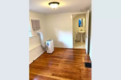 2423 1/2 Birchwood Lane, Wilmette, IL 60091 - Photo 9