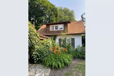 2423 1/2 Birchwood Lane, Wilmette, IL 60091 - Photo 1