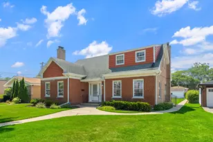 8822 Central Park Ave, Evanston, IL 60203 - Photo 1