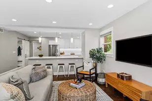 3035 Thayer St, Evanston, IL 60201 - Photo 15