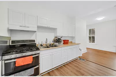 518 Raymond Street, Elgin, IL 60120 - Photo 13