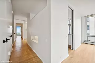 1300 N Astor St, Chicago, IL 60610 - Photo 11