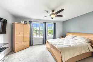 871 Rosebud Ct, Roselle, IL 60172 - Photo 15