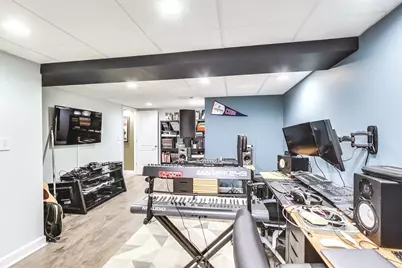 871 Rosebud Court, Roselle, IL 60172 - Photo 17