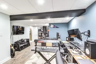 871 Rosebud Ct, Roselle, IL 60172 - Photo 17