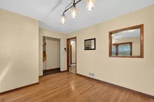 272 S Forest Ave, Batavia, IL 60510 - Photo 17