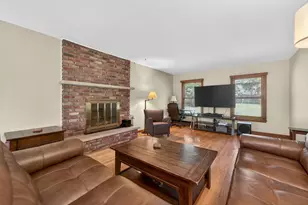 272 S Forest Ave, Batavia, IL 60510 - Photo 5