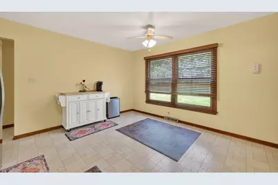 272 S Forest Avenue, Batavia, IL 60510 - Photo 11
