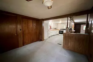 509 Lakeshore Dr, Oakland, IL 61943 - Photo 9