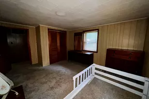 509 Lakeshore Dr, Oakland, IL 61943 - Photo 15