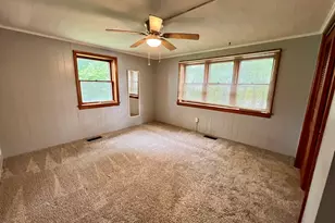 509 Lakeshore Dr, Oakland, IL 61943 - Photo 17