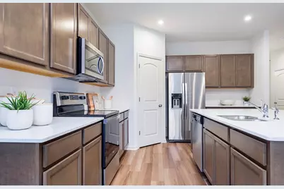 146 Furnas Drive, Batavia, IL 60510 - Photo 5