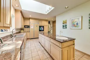 1295 Sunview Ln, Winnetka, IL 60093 - Photo 11