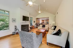 1295 Sunview Ln, Winnetka, IL 60093 - Photo 15