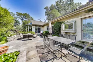 1295 Sunview Ln, Winnetka, IL 60093 - Photo 33