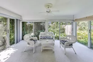 1295 Sunview Ln, Winnetka, IL 60093 - Photo 17