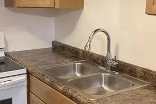 17975 Huntleigh Ct, Country Club Hills, IL 60478 - Photo 7