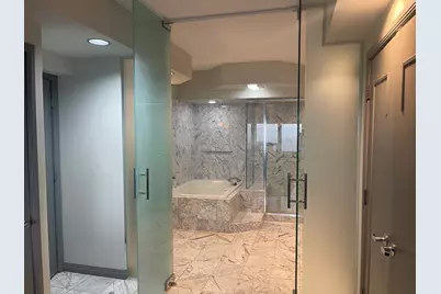 175 E Delaware Place #8604, Chicago, IL 60611 - Photo 21