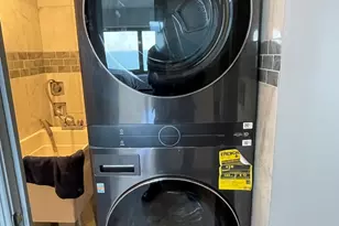 175 E Delaware Pl, Chicago, IL 60611 - Photo 17