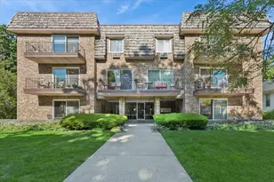 69 Lincoln Ave, Riverside, IL 60546 - Photo 1