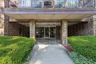 69 Lincoln Ave, Riverside, IL 60546 - Photo 3