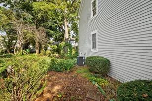 820 Derby Course, Saint Charles, IL 60174 - Photo 19