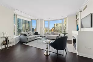 25 E Superior St, Chicago, IL 60611 - Photo 7