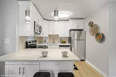 33 E Cedar Street #8H, Chicago, IL 60611 - Photo 3