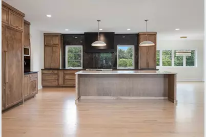 8886 Johnston Road, Burr Ridge, IL 60522 - Photo 19