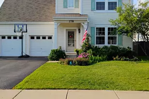 178 W Hampton Dr, Round Lake, IL 60073 - Photo 3