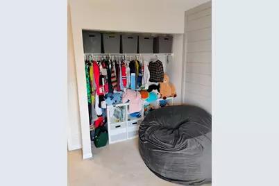 178 W Hampton Drive, Round Lake, IL 60073 - Photo 33