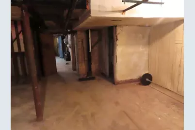 7918 S Calumet Avenue, Chicago, IL 60619 - Photo 21