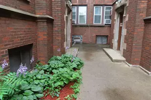 7918 S Calumet Ave, Chicago, IL 60619 - Photo 15