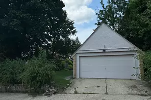 2231 9th Ave, Rockford, IL 61104 - Photo 39