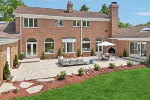 2430 Dorina Dr, Northfield, IL 60093 - Photo 69