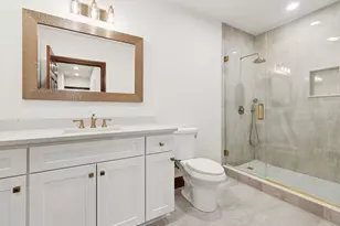 2430 Dorina Dr, Northfield, IL 60093 - Photo 31