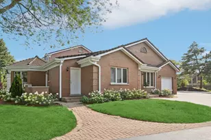 2430 Dorina Dr, Northfield, IL 60093 - Photo 77