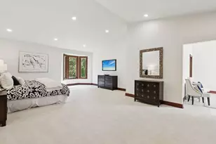 2430 Dorina Dr, Northfield, IL 60093 - Photo 35