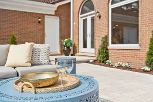 2430 Dorina Dr, Northfield, IL 60093 - Photo 71