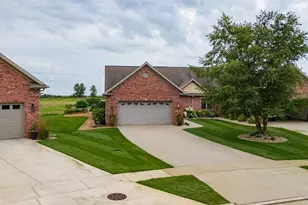 3903 Dunloe Pl, Bloomington, IL 61704 - Photo 3