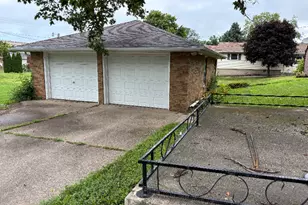 1010 Elliott St, Streator, IL 61364 - Photo 3