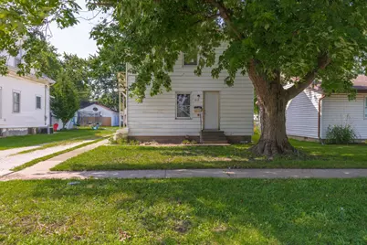 618 W Sherman Avenue, Pontiac, IL 61764 - Photo 1