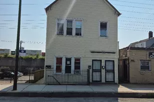 9116 S South Chicago Ave, Chicago, IL 60617 - Photo 1