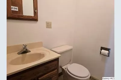 400 N 4th Street, Carthage, IL 62321 - Photo 11